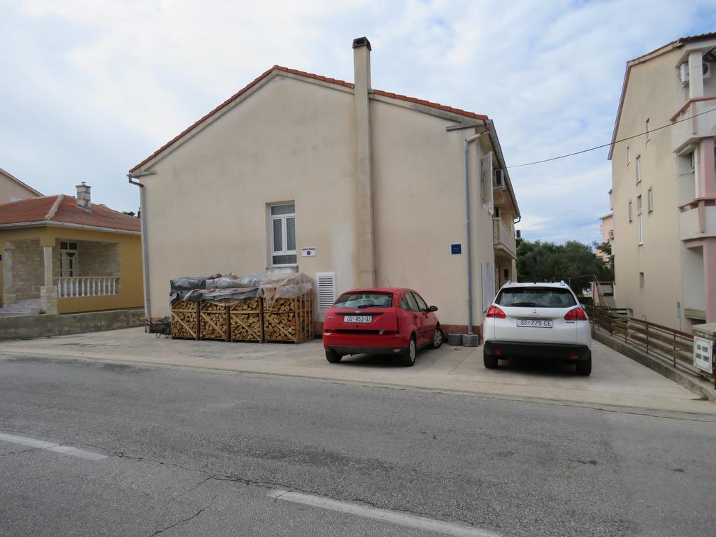 Guest House Miro Novalja Εξωτερικό φωτογραφία