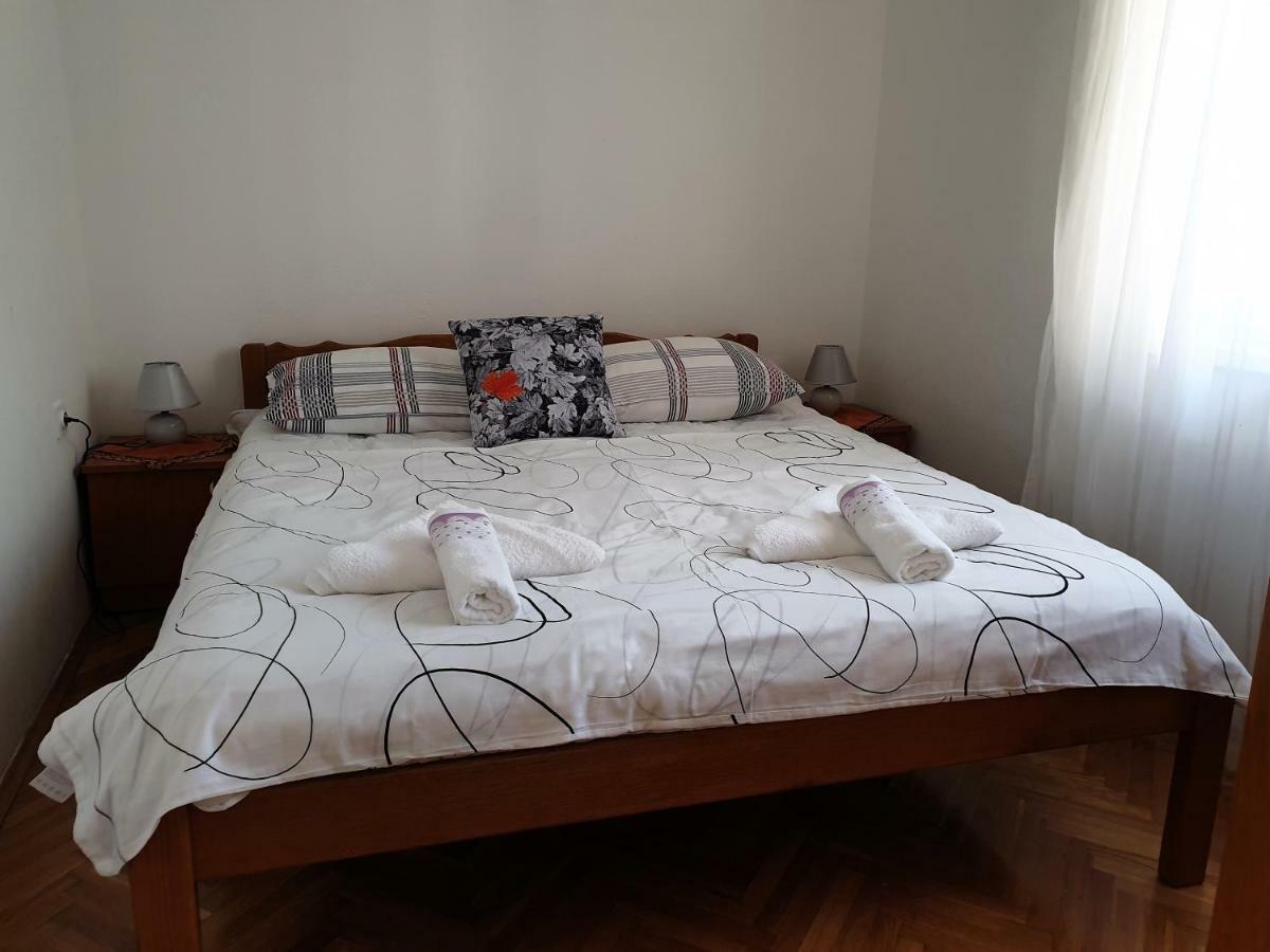Guest House Miro Novalja Εξωτερικό φωτογραφία