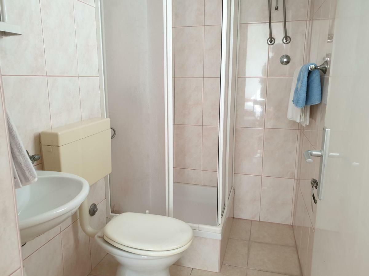 Guest House Miro Novalja Εξωτερικό φωτογραφία